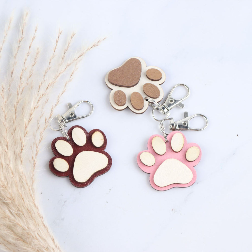 Llavero Artesanal de Madera con Huella Canina