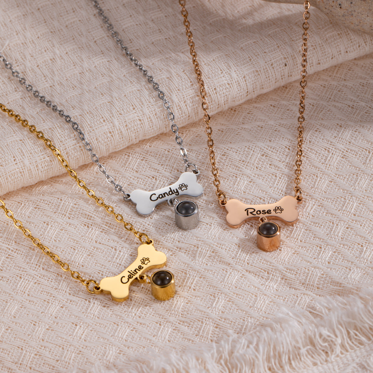 Collar  con Colgante de Hueso Personalizable