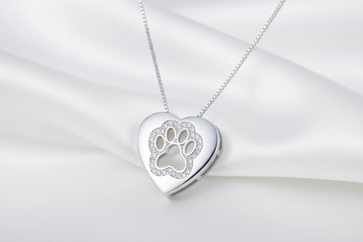 Collar Corazón "Huella de Amor" con Circonitas