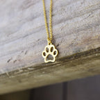 Collar de Clavícula con Huella de Mascota en Acero de Titanio