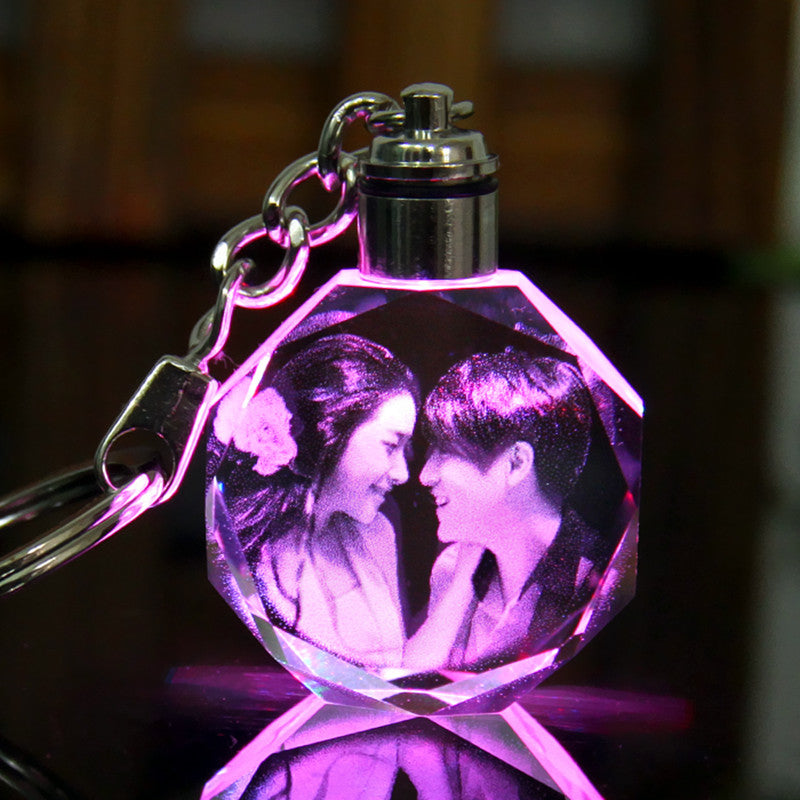 Llavero de Cristal K9 Personalizado con Grabado Interno y Luz LED