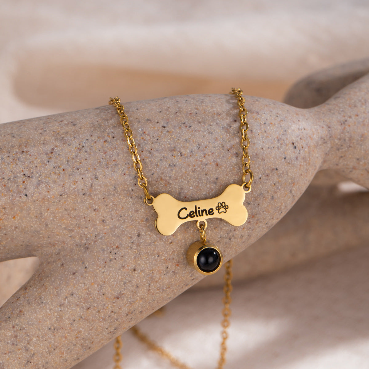 Collar  con Colgante de Hueso Personalizable