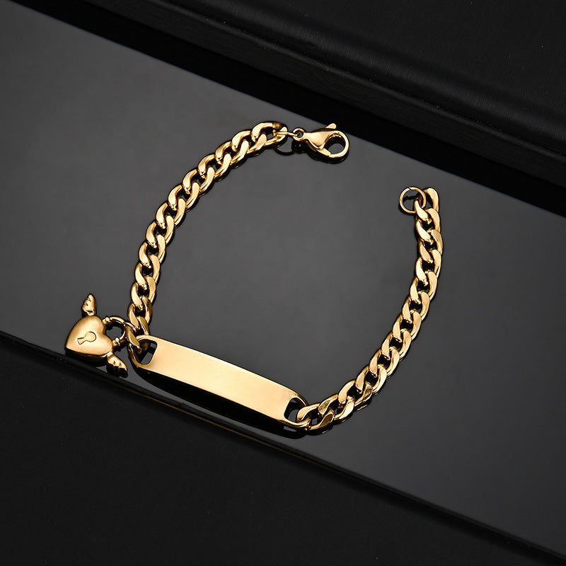 Brazalete dorado con placa grabada y nombre de perro — pulsera personalizada de acero para dueños de mascotas