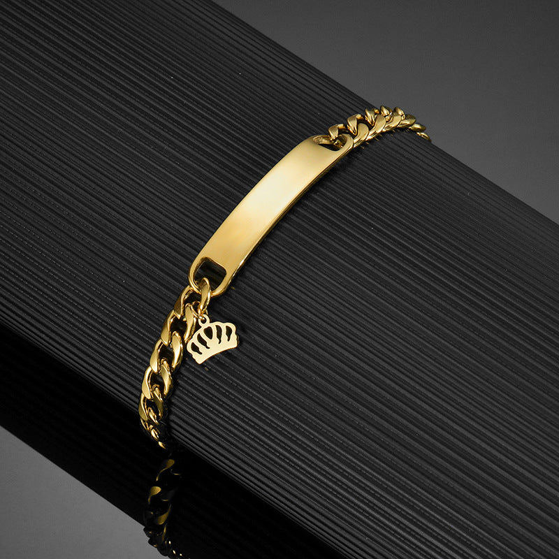Brazalete dorado con placa grabada y nombre de perro — pulsera personalizada de acero para dueños de mascotas