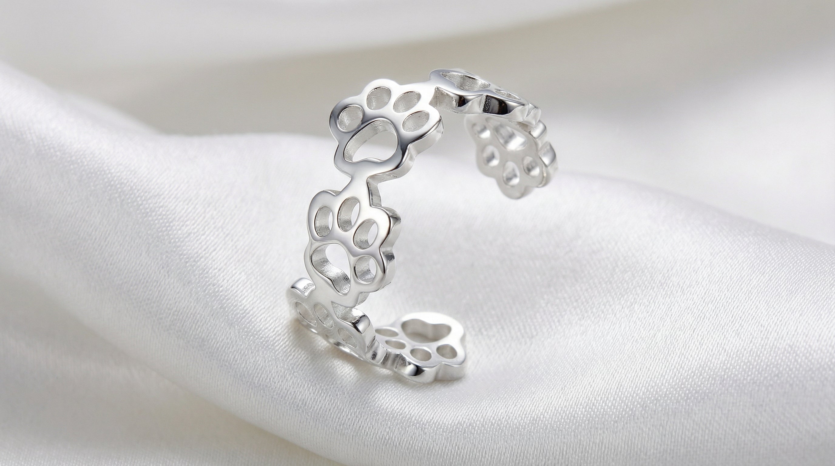 Conjunto de joyería en plata de ley 925 con huella de perro — anillo, pulsera y pendientes para dueñas de mascotas