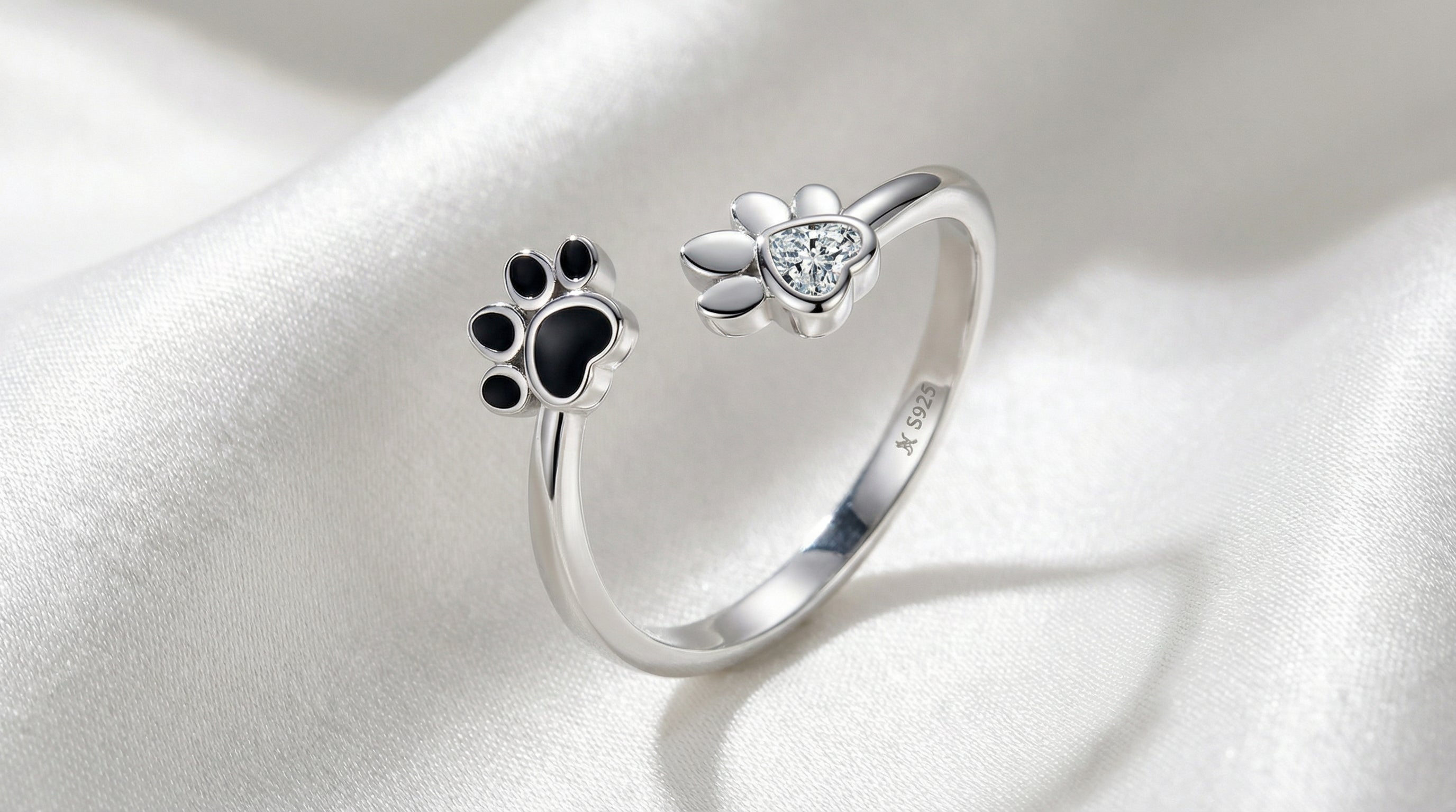 Conjunto de joyería en plata de ley 925 con huella de perro — anillo, pulsera y pendientes para dueñas de mascotas