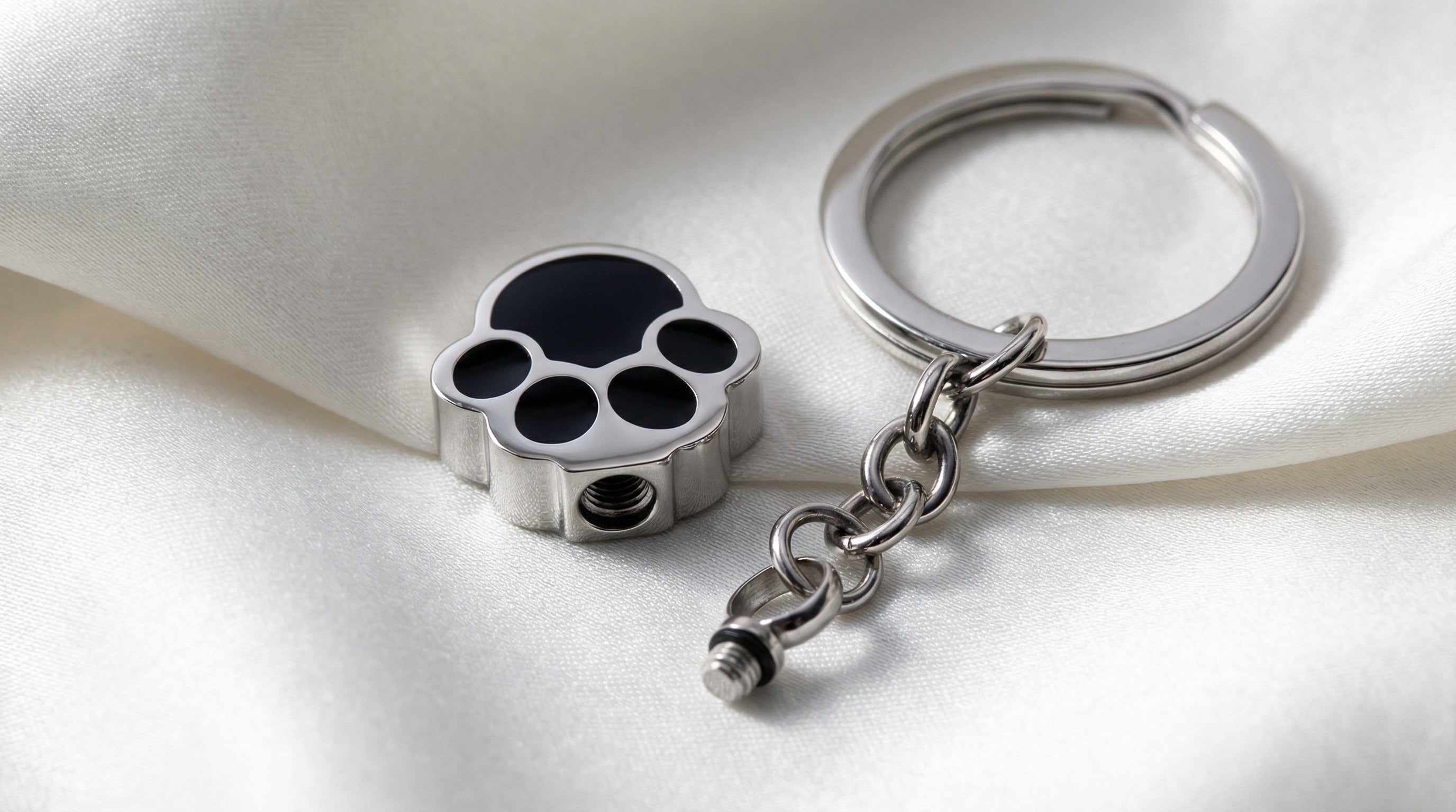 Colgante Conmemorativo de Huella Canina con Urna Integrada