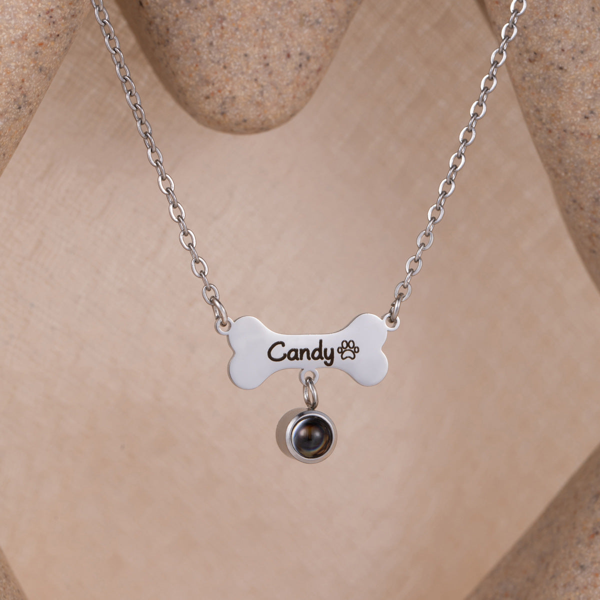 Collar  con Colgante de Hueso Personalizable