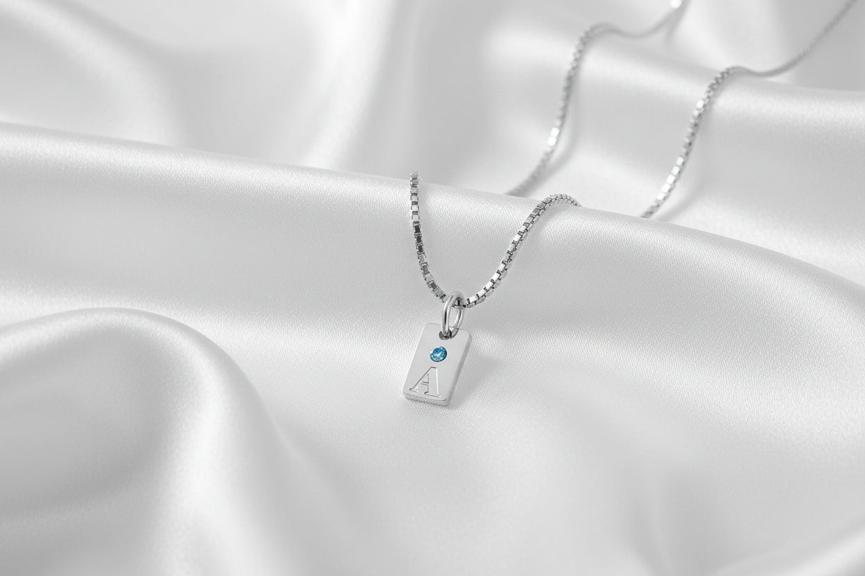 Collar de Iniciales y Piedras  - Personalizable