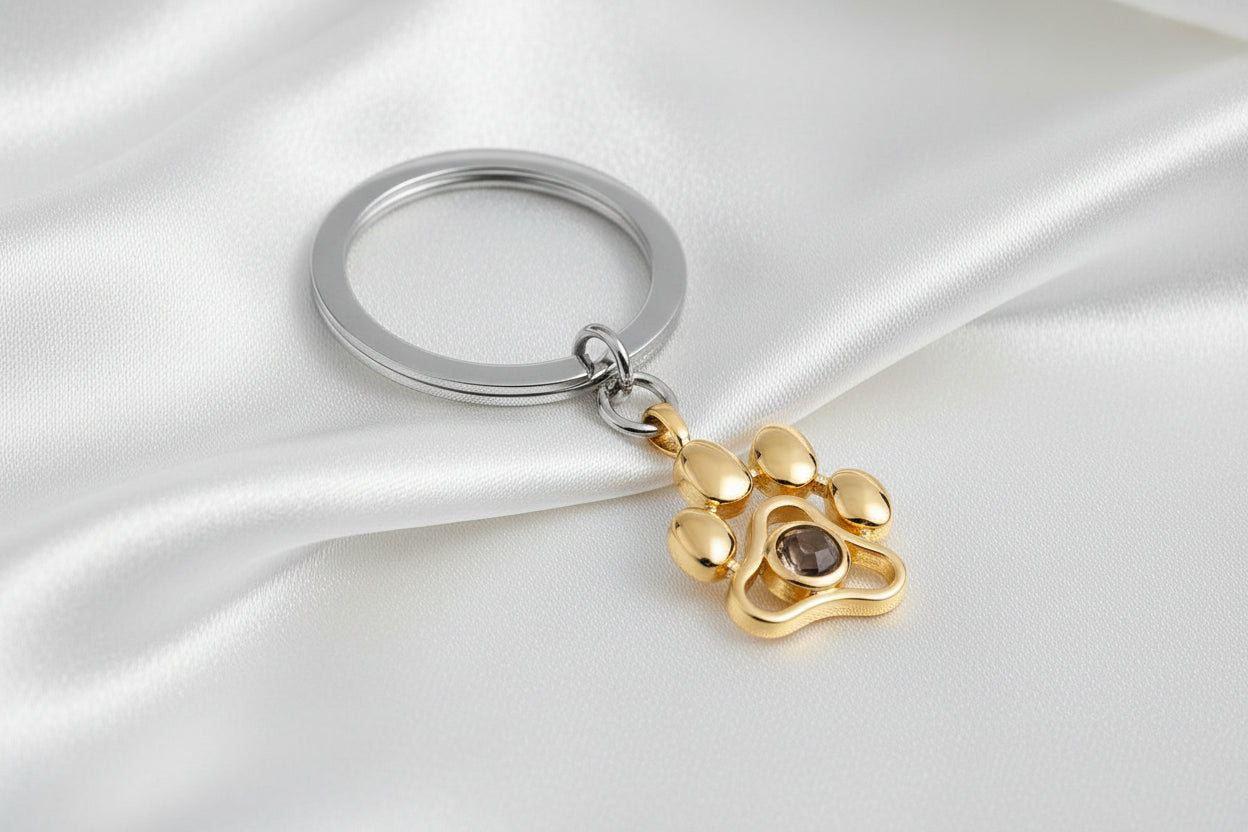 Collar y/o LLavero  de Proyección Personalizado con Huella de Perro y Fotografía