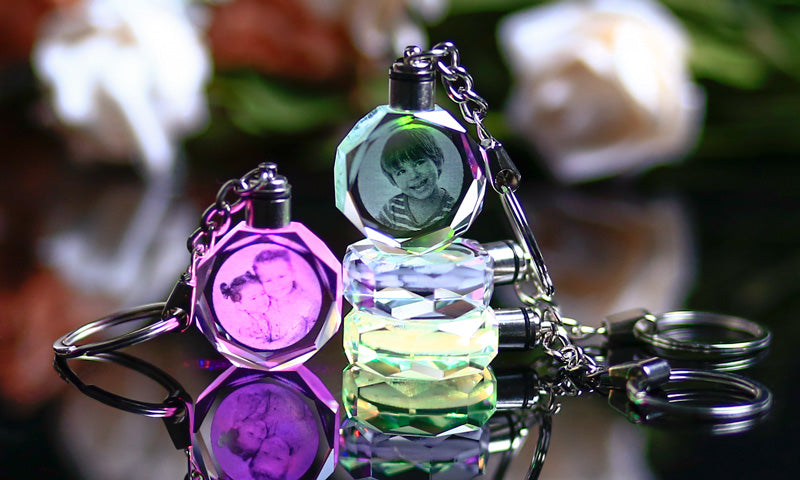 Llavero de Cristal K9 Personalizado con Grabado Interno y Luz LED