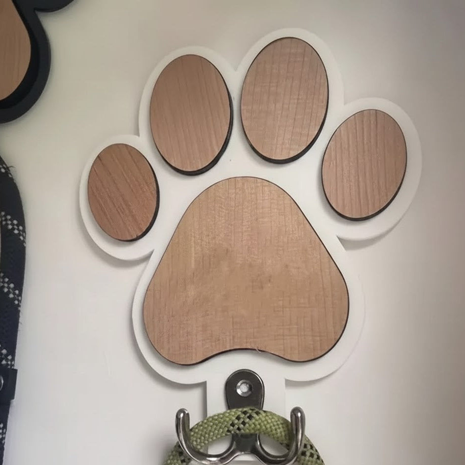 Colgador de correa para perro en madera con forma de huella — gancho de pared decorativo para la entrada de casa